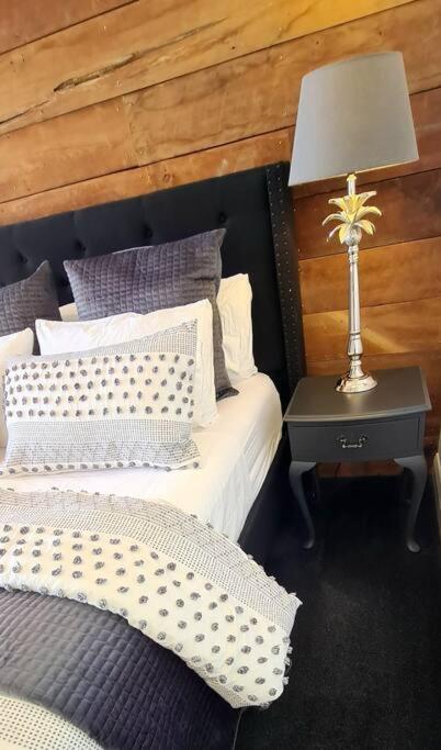 Apartment 4 - Haddin Court - Chic Ny Loft Style Blenheim Luaran gambar